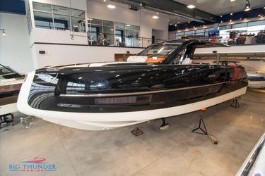 47' Invictus 2024 Yacht For Sale